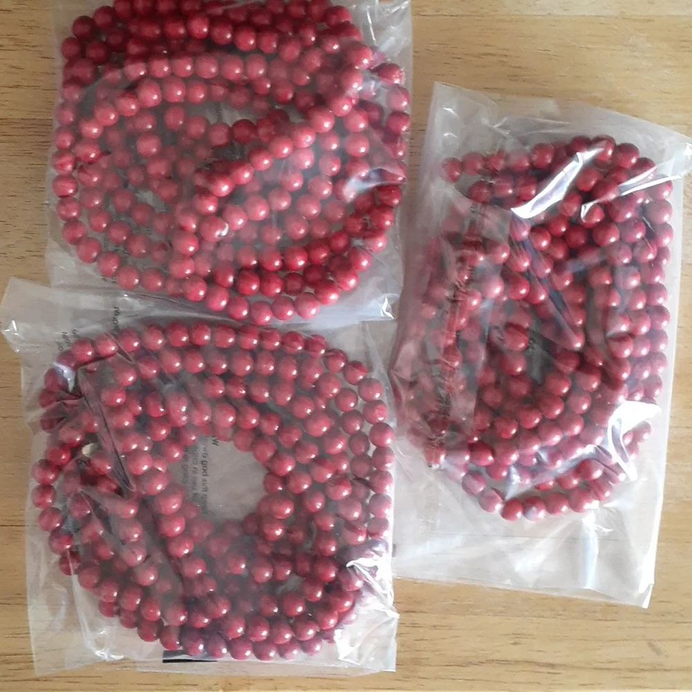 NWOT Bundle of 3 Red Garland Strands BB88